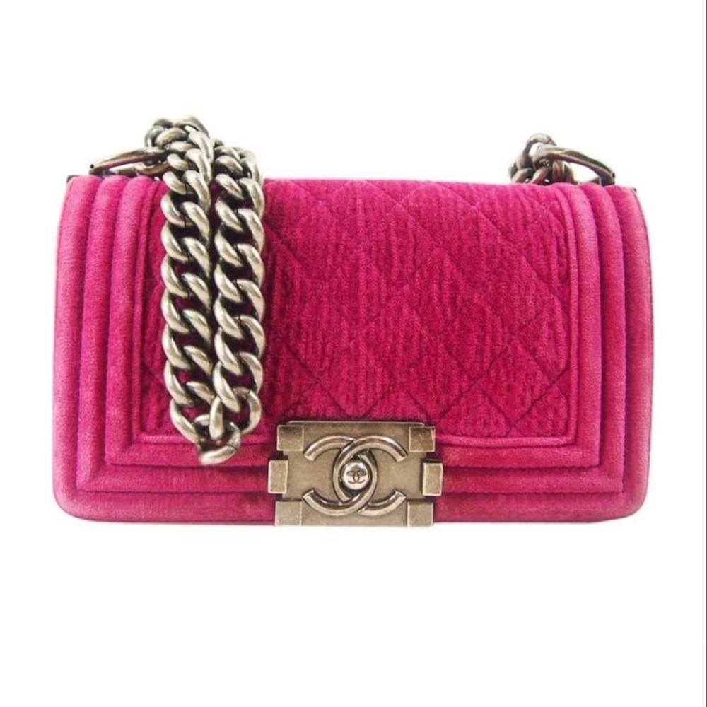 CHANEL BOY VELVET HANDBAG IN PINK